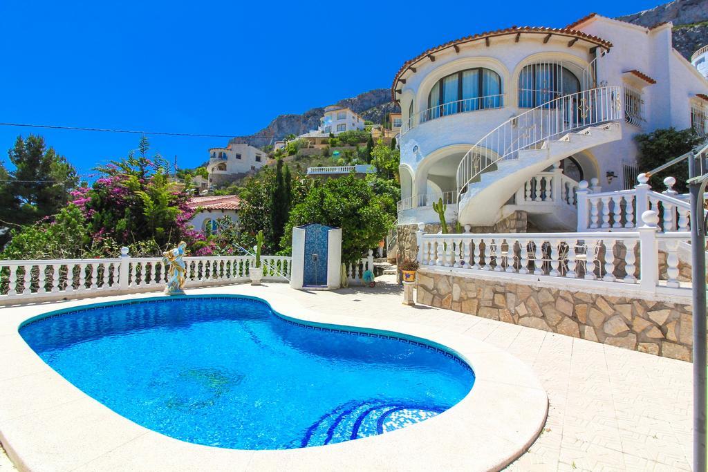 Maryvilla 46C كاليبي المظهر الخارجي الصورة